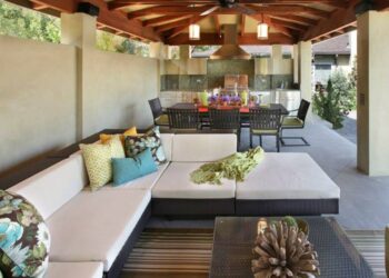 Tips For Setting Up an Outdoor Living Room